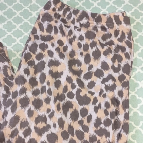 Old Navy Leopard Print Leggings XL - Picture 2 of 5